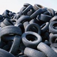 上海宝山回收废旧轮胎公司，高价回收大量轮胎
