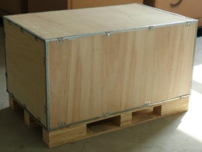 二手木箱包装集装箱出售