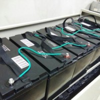 上海回收免维护电池