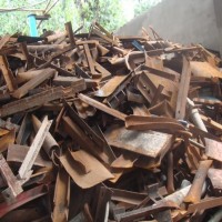 上海废钢铁刨花回收多少一吨？