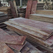 大量工地木方木板处理