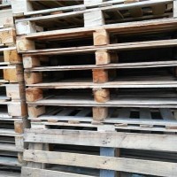 上海闸北木栈板回收厂家大量回收和出售二手木托盘