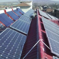 广州白云回收太阳能光伏板地址 太阳能板回收厂家电话