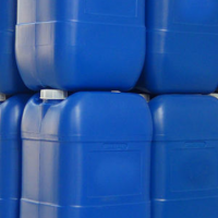 厂里500多个蓝色塑料化工桶处理