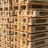 青浦胶合板回收多少钱，上海废旧木托盘回收厂家
