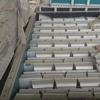 铝膜厂家3000多平旧铝模板处理
