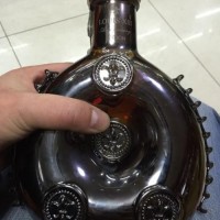 台州回收路易十三黑珍珠洋酒价格值多少钱，当面交易！