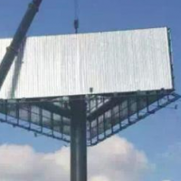 六七吨铝制三面翻广告牌处理