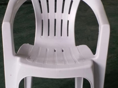 600多个pp材质塑料椅子处理
