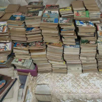 两千本小人书出售