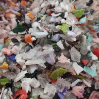 文具厂每个月30吨塑料笔壳破碎料处理