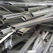 南昌东湖区废铝刨花回收电话「工业铝材多少钱一吨」