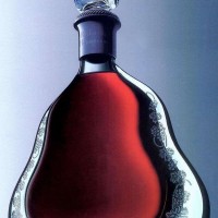 轩尼诗李察酒瓶回收价格值多少钱卖多少钱回收裸瓶价格一览表