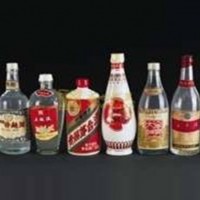 赫章县茅台酒回收82年老茅台酒回收一瓶值多少钱