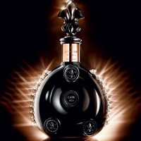 关切路易十三黑珍珠酒瓶回收值多少钱一个一套一览表全球報价