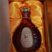 上海黄浦路易十三洋酒瓶回收免费上门收购_价格合理透明
