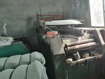 几吨编织袋印刷机设备当废铁处理