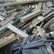 海沧废铝型材回收在哪里,本地商家处理各种废铝