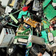 深圳龙华区废电路板回收价格行情一览，深圳大量高价回收线路板