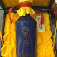 韶关回收30年茅台酒瓶 空瓶回收价格一览