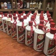 费县回收80年茅台酒瓶一般价格多少咨询山东茅台瓶子回收