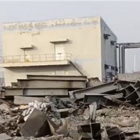国内承接化工厂拆迁工厂整体回收化工设备拆除公司