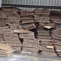 厂里每个月六七吨废纸箱处理