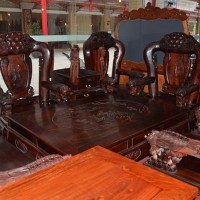 广州东山回收红木家具|大红酸枝||老古典雕花家具厂家联系方式