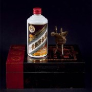 北京石景山15年茅台酒瓶回收公司24小时上门回收茅台空瓶