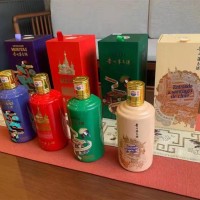 深圳30年50年茅台酒瓶回收礼盒回收目前价格一览一览表专业收购酒瓶