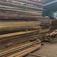 工厂二百吨木板材处理