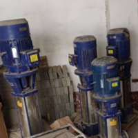 5台二手锅炉水泵房多级泵设备处理