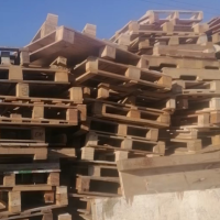 三十吨废旧木托盘木板处理