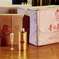 西安市上门回收2006年茅台酒-西安莲湖区回收06年茅台酒电话