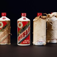北京怀柔区回收83年原箱茅台酒回收收藏鉴定