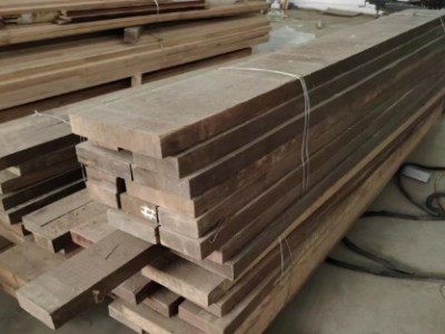 门窗厂一批木方木料处理