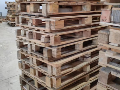 公司每个月3000多个木托盘处理