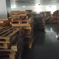 厂里1000多个木托盘处理